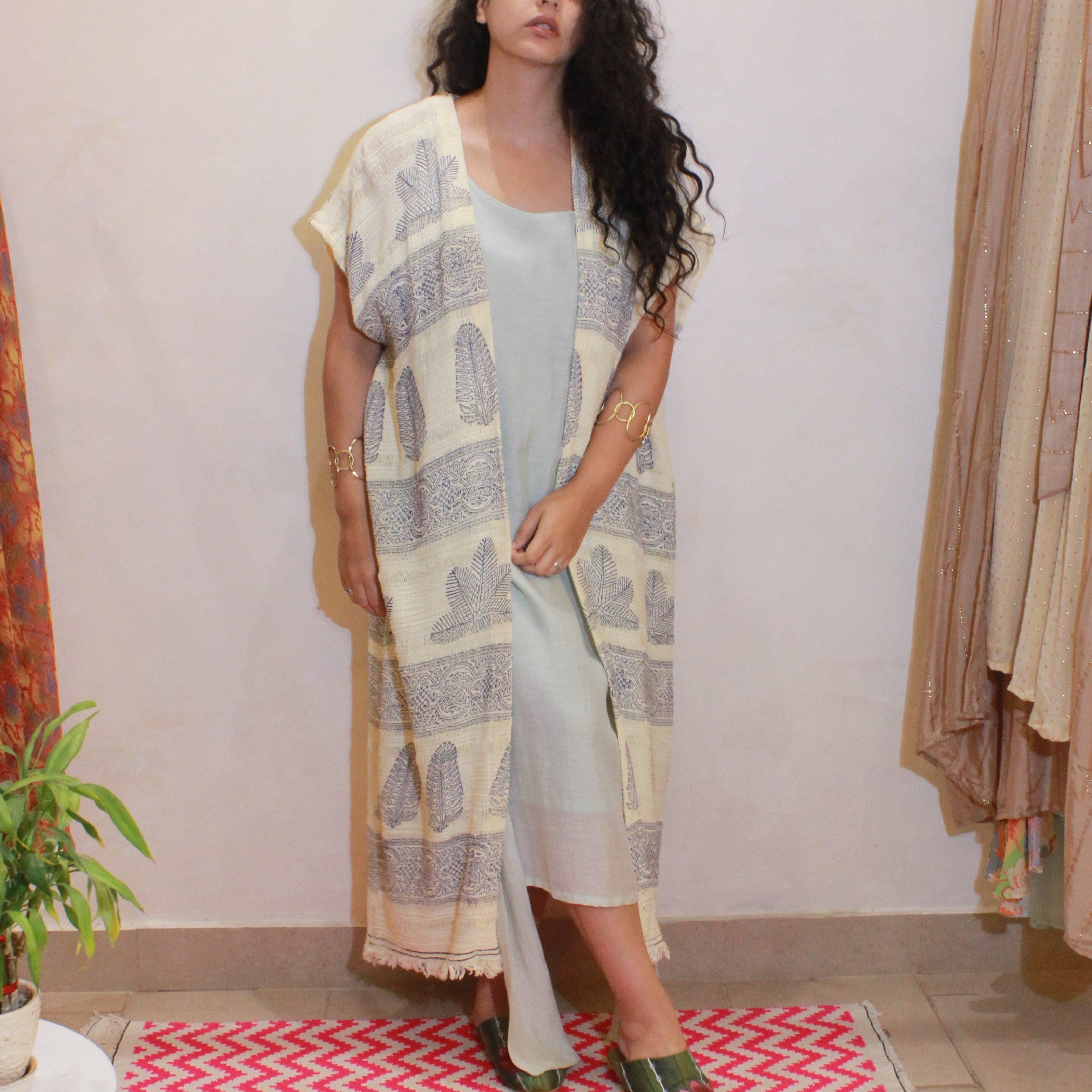 OAK Dariya Printed Shrug