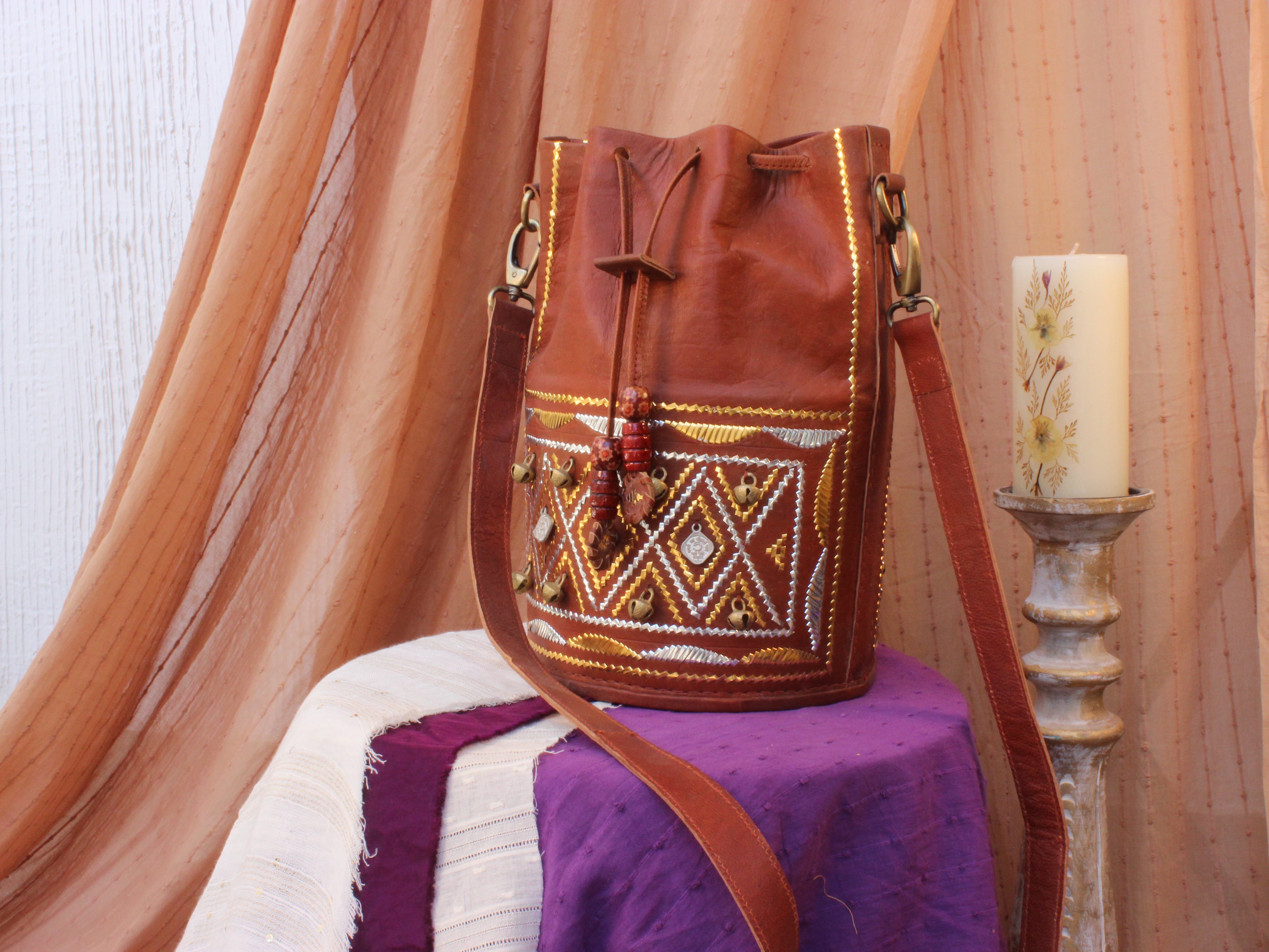 Jhanak Leather Bag