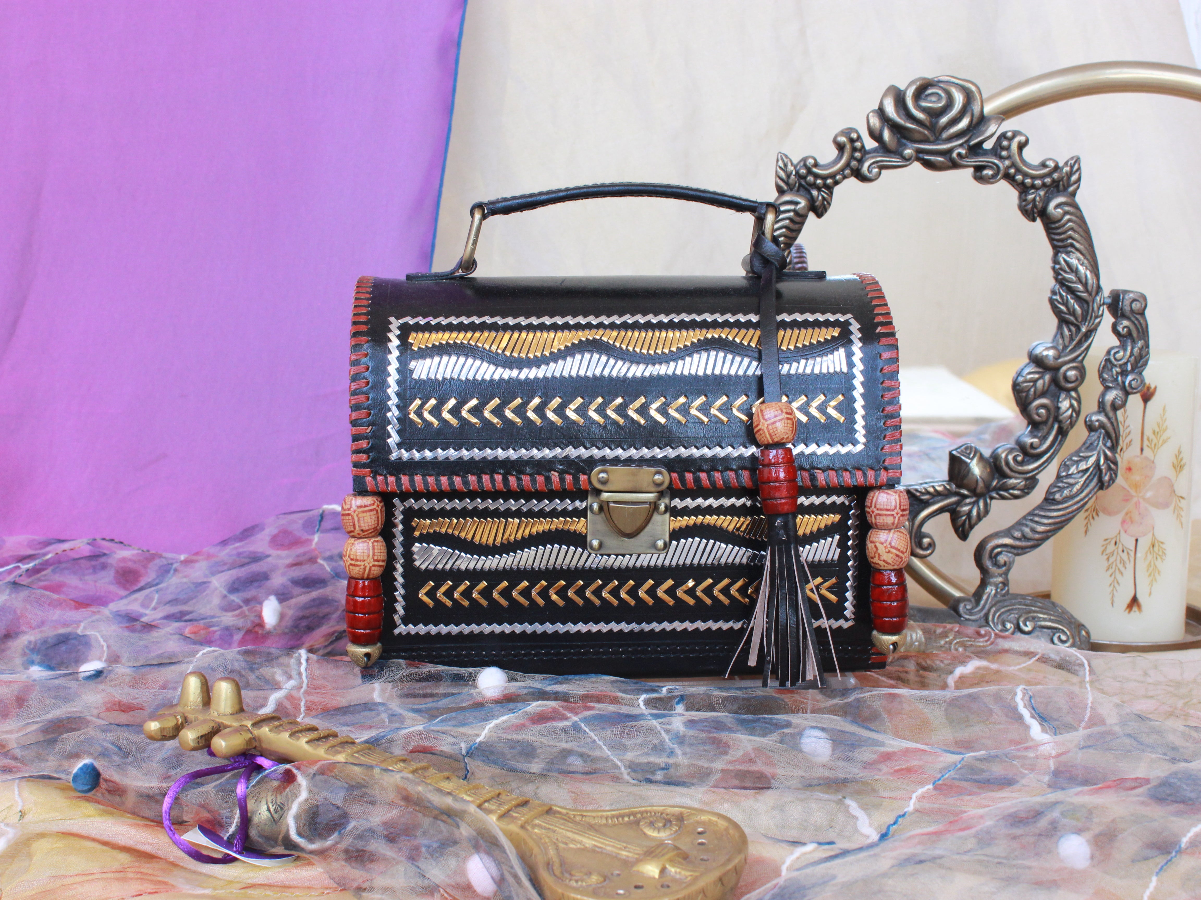 Leher Handcrafted Bag