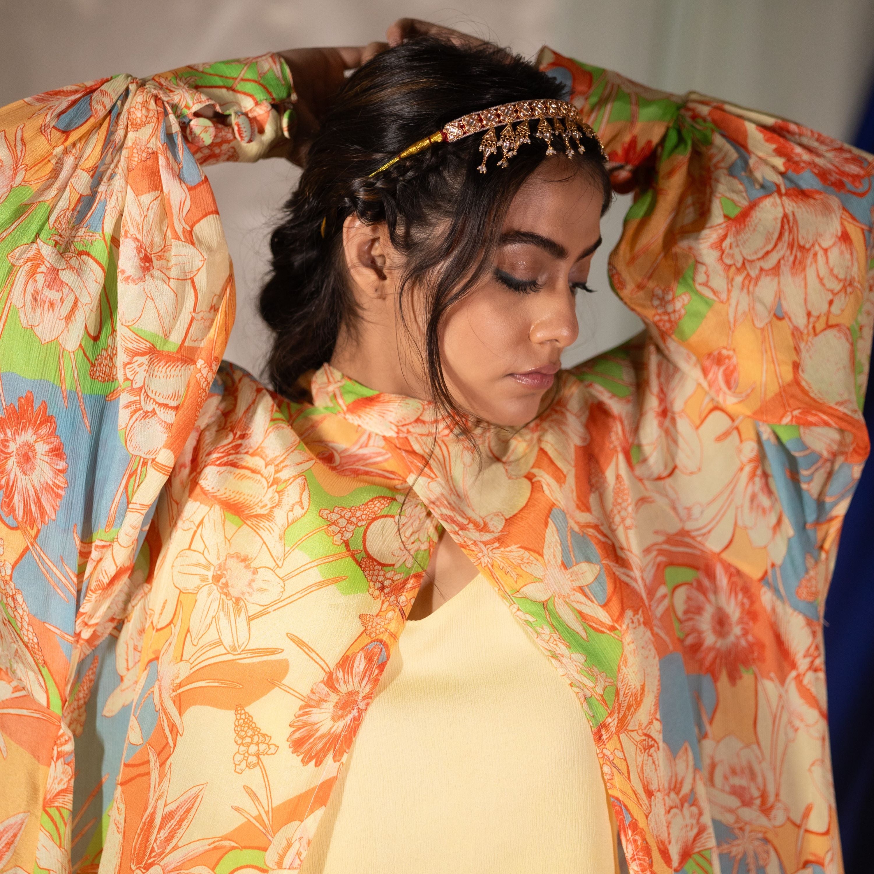 Zohra Tropical Cape