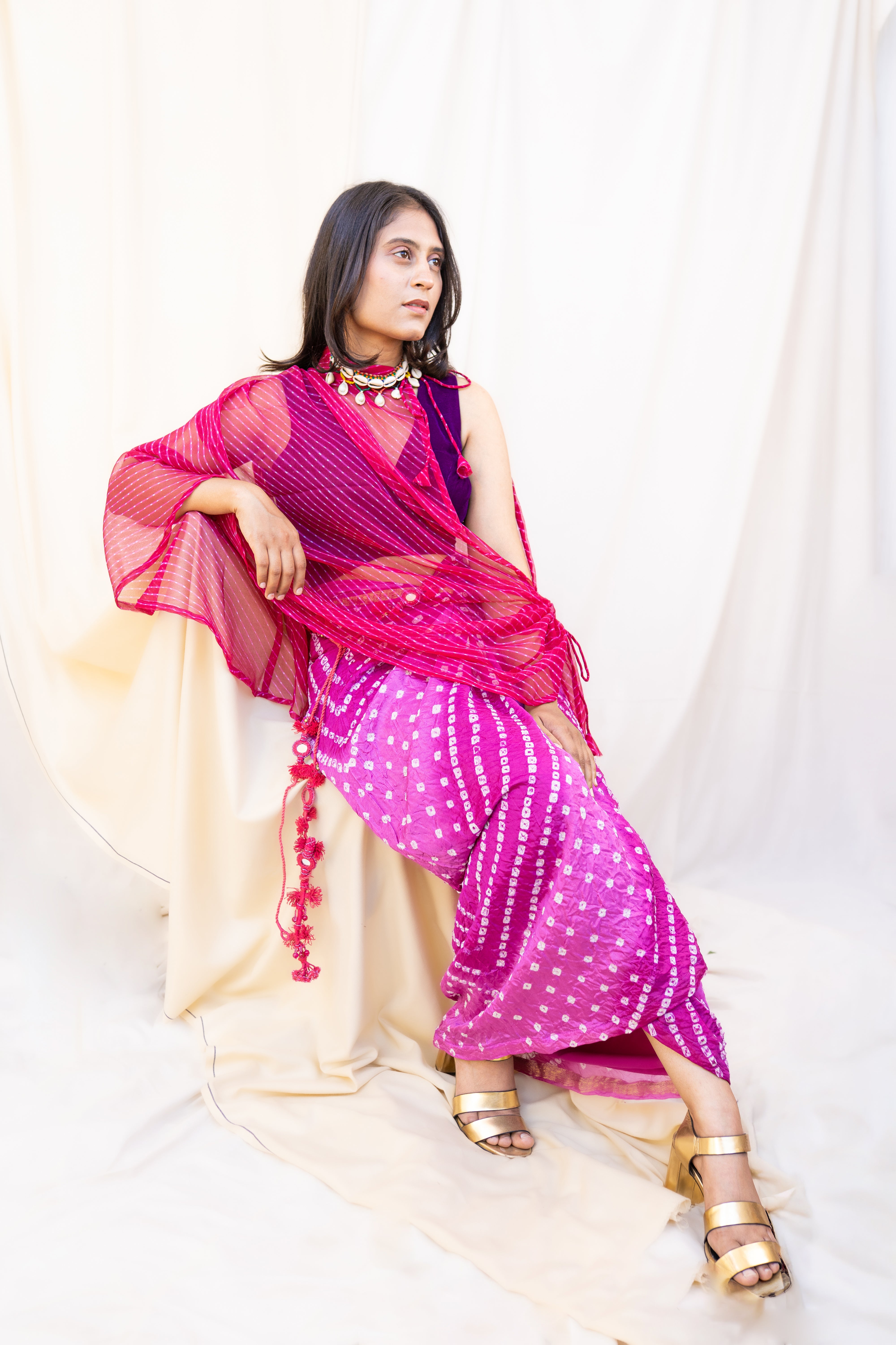 Bandhani skirt set in pink (set of 3)