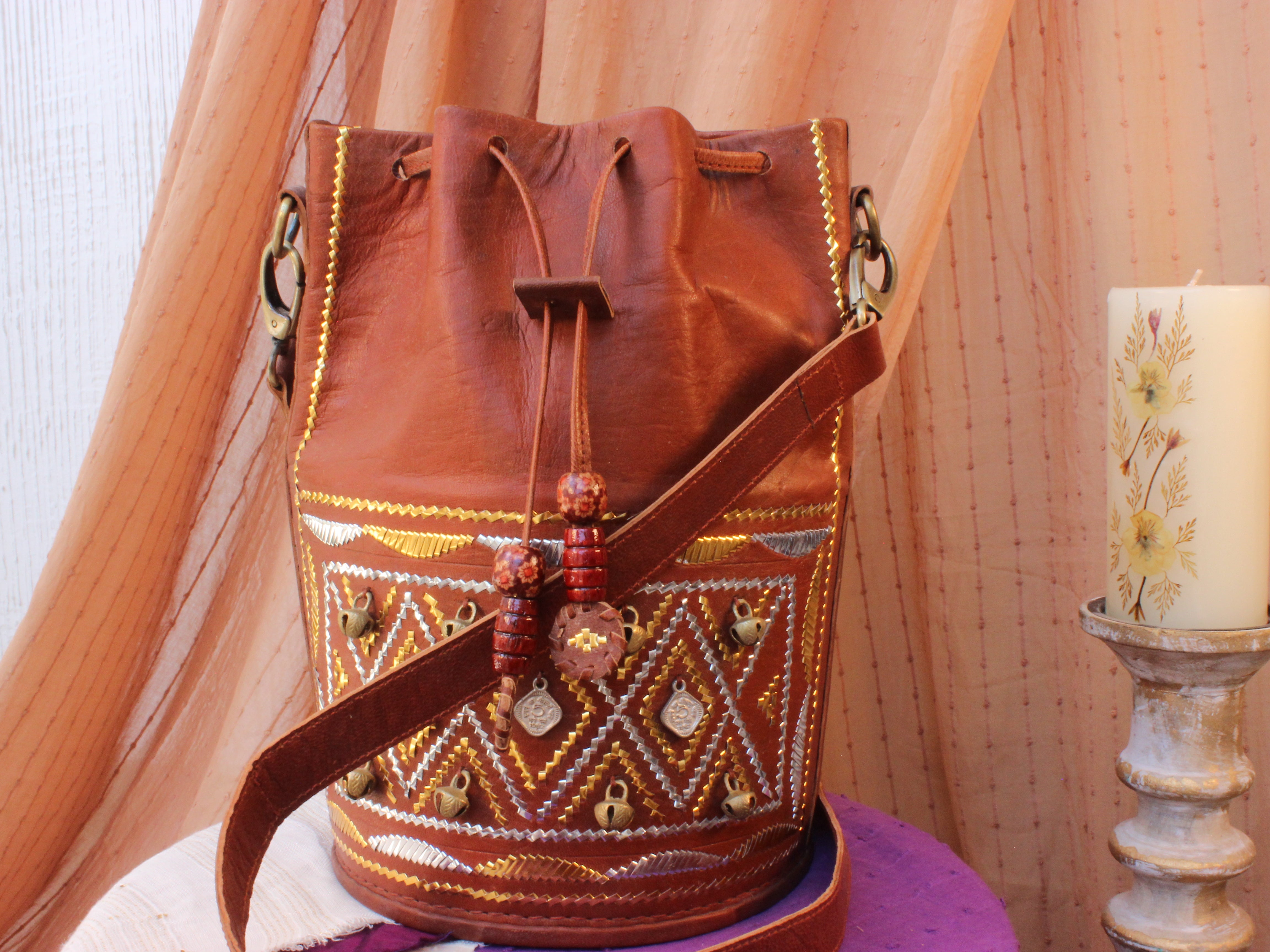 Jhanak Leather Bag