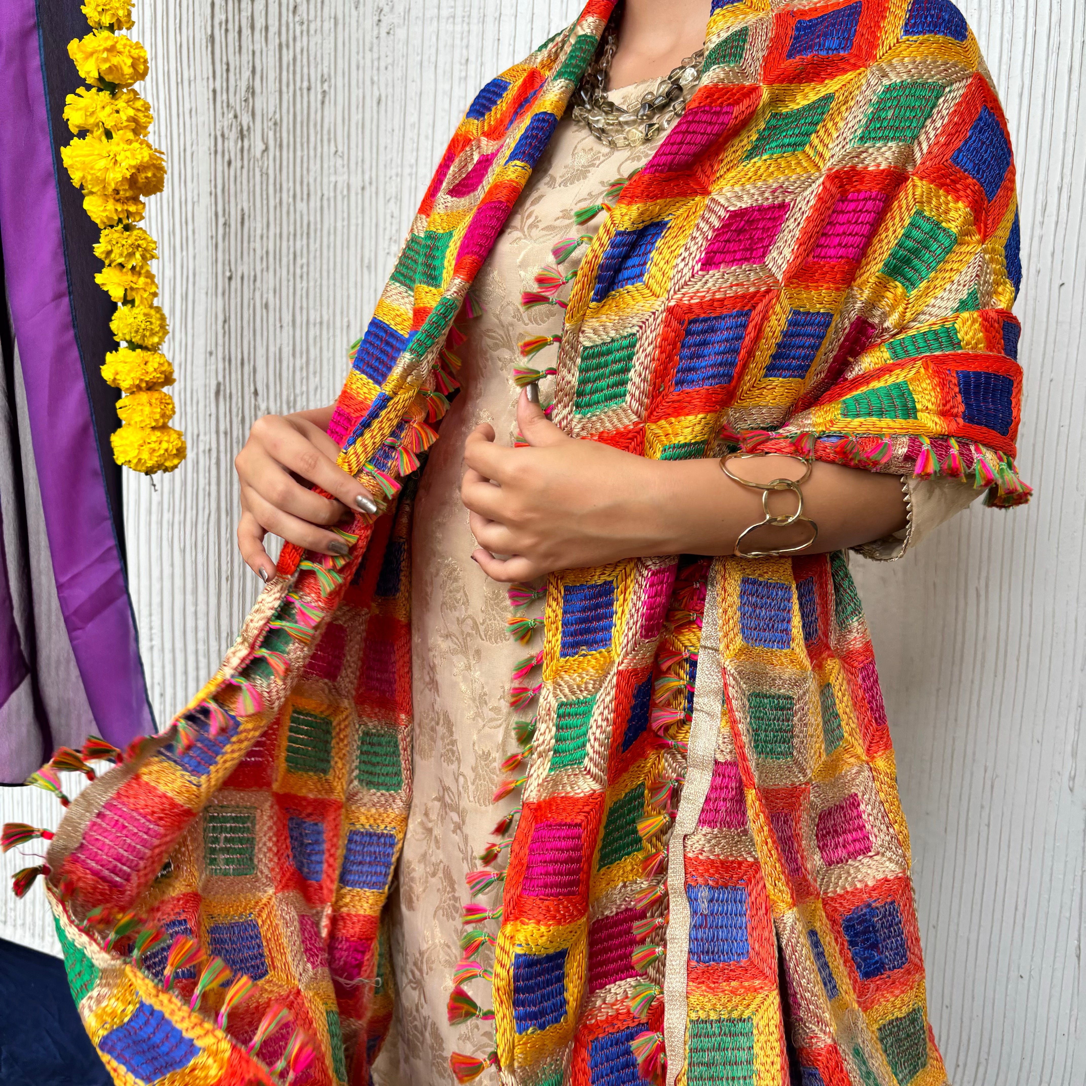 Riwaaz Phulkari Dupatta